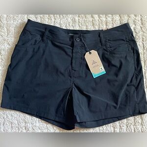 Prana Halle Short II Black NWT size 16